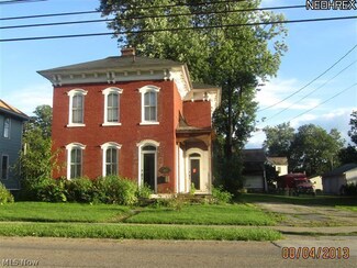 426 Columbia St, Leetonia, OH 44431