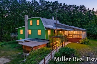 4233 Mud Lake Rd, Bellevue, MI 49021
