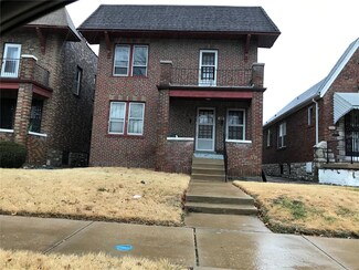 6035 N Pointe Blvd, Saint Louis, MO 63147