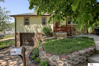 2616 N 71st St, Omaha, NE 68104