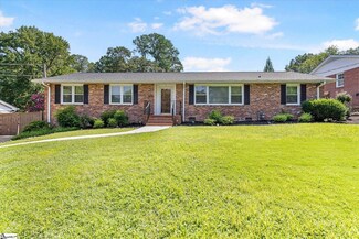 10 Selwyn Dr, Greenville, SC 29615