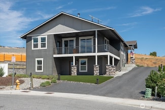 827 Madeleine Ct, East Wenatchee, WA 98802