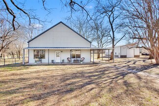 425 S Broadway St, Bells, TX 75414