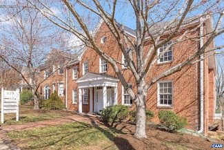 619 E High St Unit 2, Charlottesville, VA 22902
