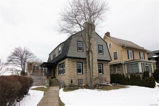 2 Willowlawn St, Buffalo, NY 14214