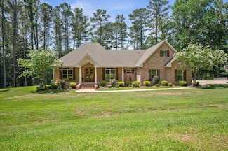 1501 Mississippi 18, Louin, MS 39338