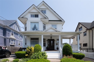 786 N Broadway, Yonkers, NY 10701