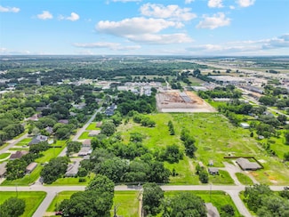 2925 West St, Rosenberg, TX 77471