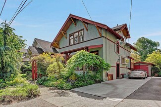 1019 NE 61st St, Seattle, WA 98115