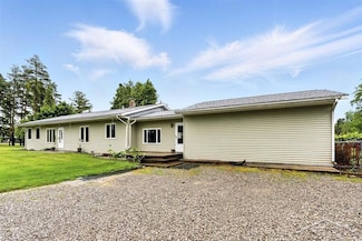 534 S Main St, Au Gres, MI 48703