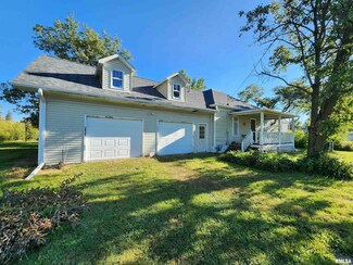 520 W Jefferson St, Blandinsville, IL 61420