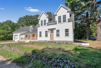 42 Pine St, Porter, ME 04068