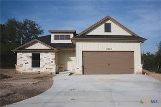 1617 Badger Ln, Lampasas, TX 76550