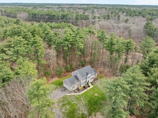 34 Beninati Farm Rd, Bridgewater, MA 02324