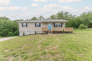 26805 Stephanie Ln, Laquey, MO 65534