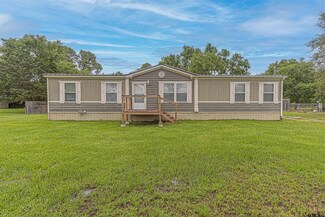 21167 Joe Paul Ln, Chandler, TX 75758