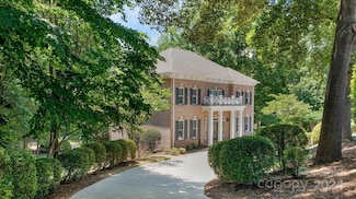 209 37th Avenue Place NW, Hickory, NC 28601