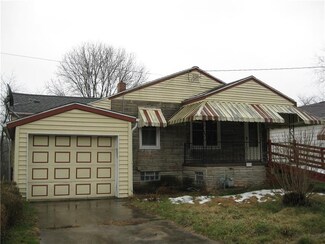 13 Brown St, Richeyville, PA 15358