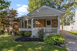 2742 Colvin Blvd, Tonawanda, NY 14150