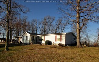 4101 Cabin Ridge Rd, Leon, WV 25123