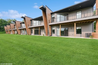 190 Yard Perfect Dr, Center Township, IN 46350