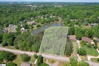 736 Willis Rd, Spartanburg, SC 29301