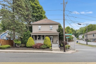 182 Marlborough Rd, Salem, MA 01970