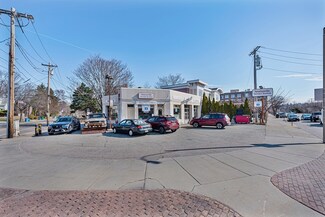 911 Washington St, Newton, MA 02460
