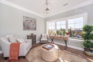 66 Park Hill Ave Unit 12LR, Millbury, MA 01527