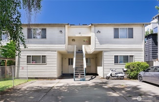 8530 Nesbit Ave N, Seattle, WA 98103
