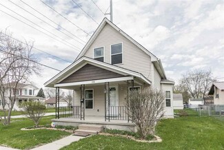 1235 9th St NW, Cedar Rapids, IA 52405