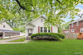 113 Orchard Dr, Belleville, IL 62221