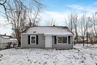 2435 Northglen Dr, Columbus, OH 43224