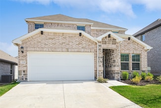 218 Luna Ln, Lake Dallas, TX 75065