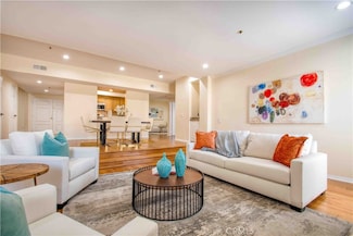 12011 Goshen Ave Unit 203, Los Angeles, CA 90049