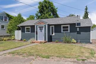 805 Harris St, Kelso, WA 98626