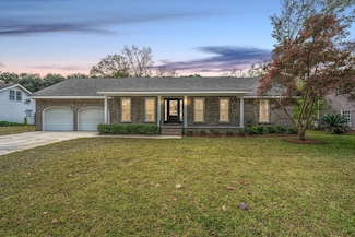 1561 Montclair St, Charleston, SC 29407