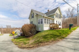 163 Mount Vernon St, Newport, VT 05855