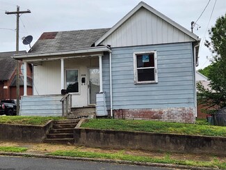 2026 Goff Ave, Clarksburg, WV 26301