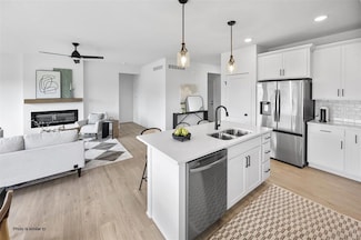 432 Napoli Ave, West Des Moines, IA 50266