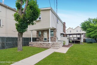 67 Andrews St, Staten Island, NY 10305