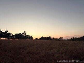 1671 Baldwin Rd, Sulphur, OK 73086