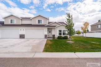2835 Elmwood, Idaho Falls, ID 83402