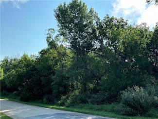 4644 Panorama Dr, Panora, IA 50216