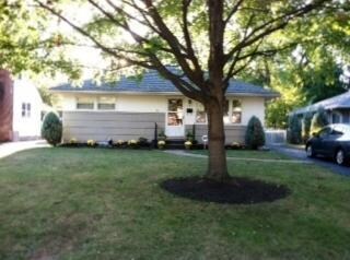 143 N Broadleigh Rd, Columbus, OH 43209
