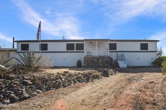49201 N 24th Ave, New River, AZ 85087