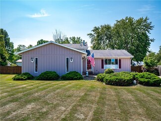 20563 Holly Cir, Strongsville, OH 44149