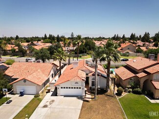 5404 Silver Crossing St, Bakersfield, CA 93313