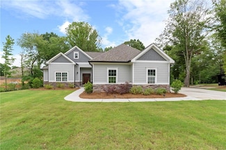 2061 Davenport Rd, Braselton, GA 30517
