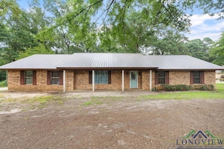 201 County Road 3668, Center, TX 75935